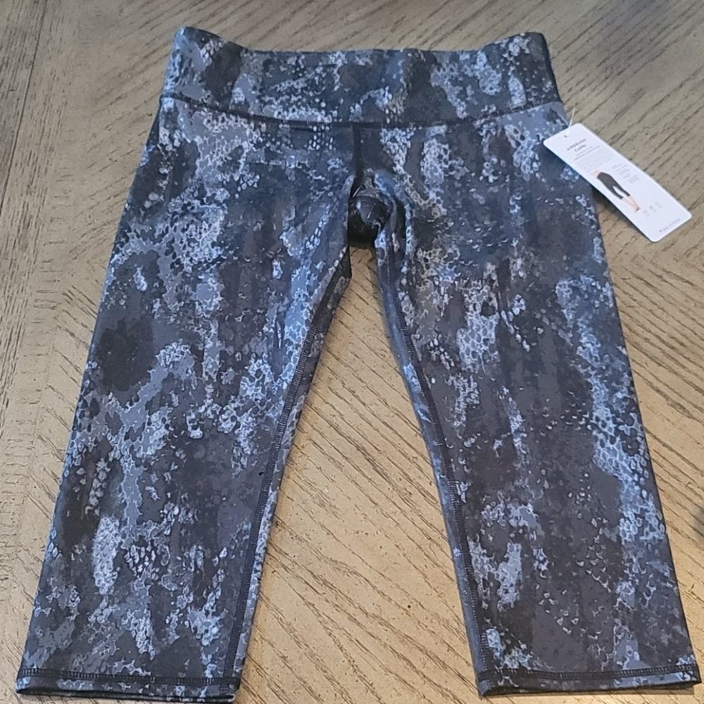 Alo Nwt Size M Python Glossy Leggings - image 1